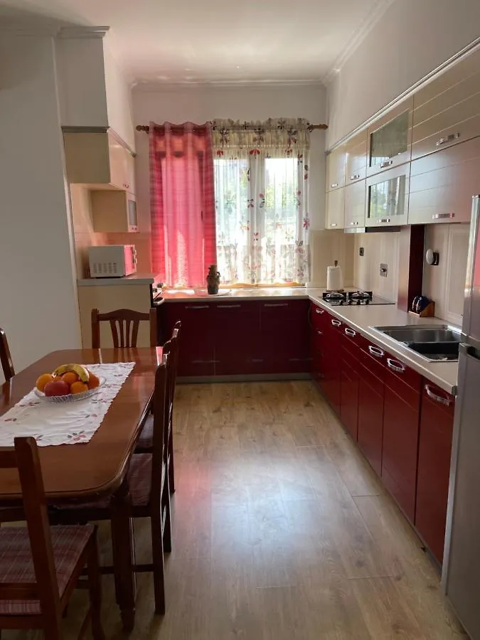 Dom wakacyjny Ajla'S Home Vorë